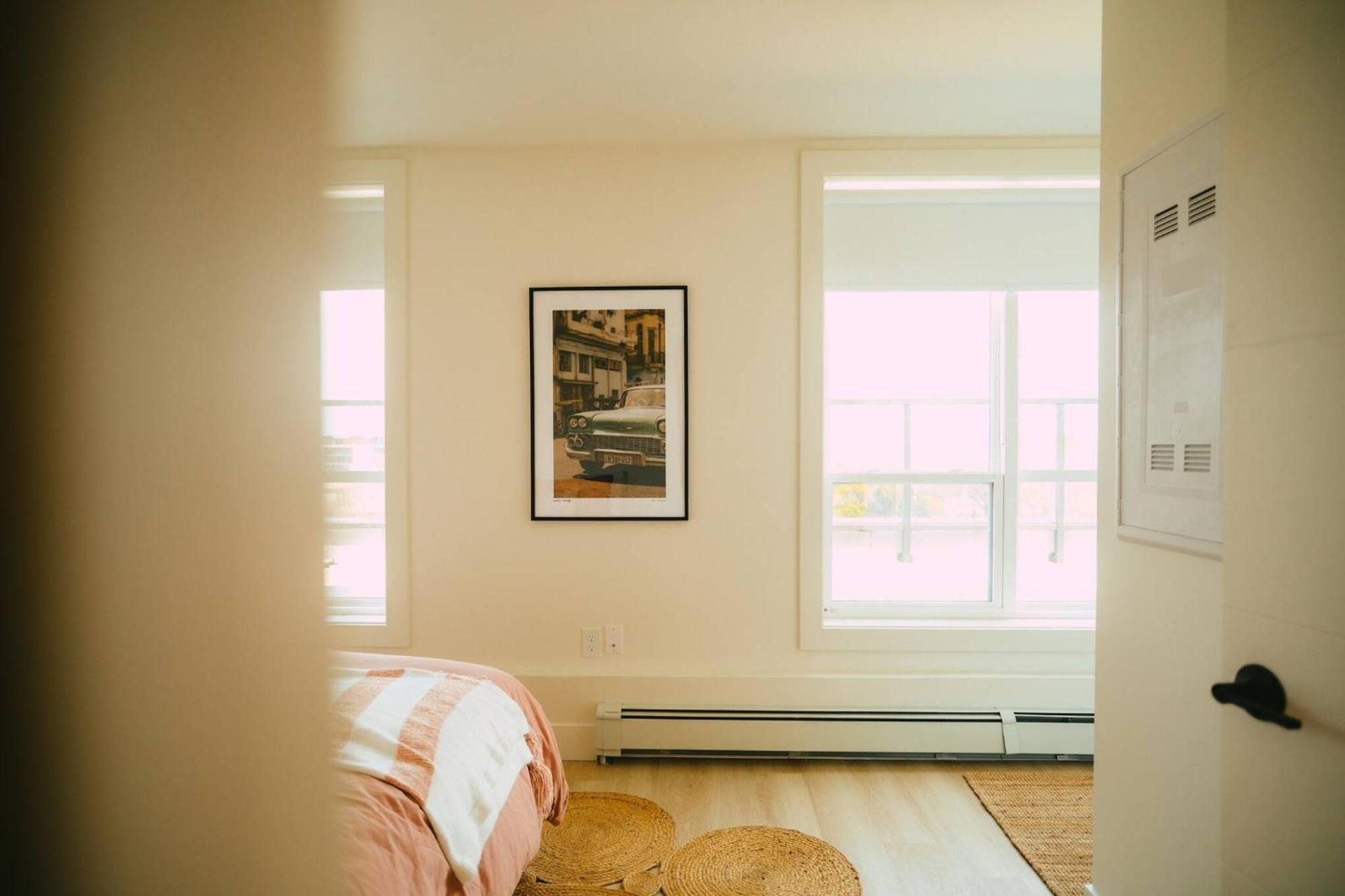 Chic Cozy Retreat - 2br - Stunning North End Views Apartment