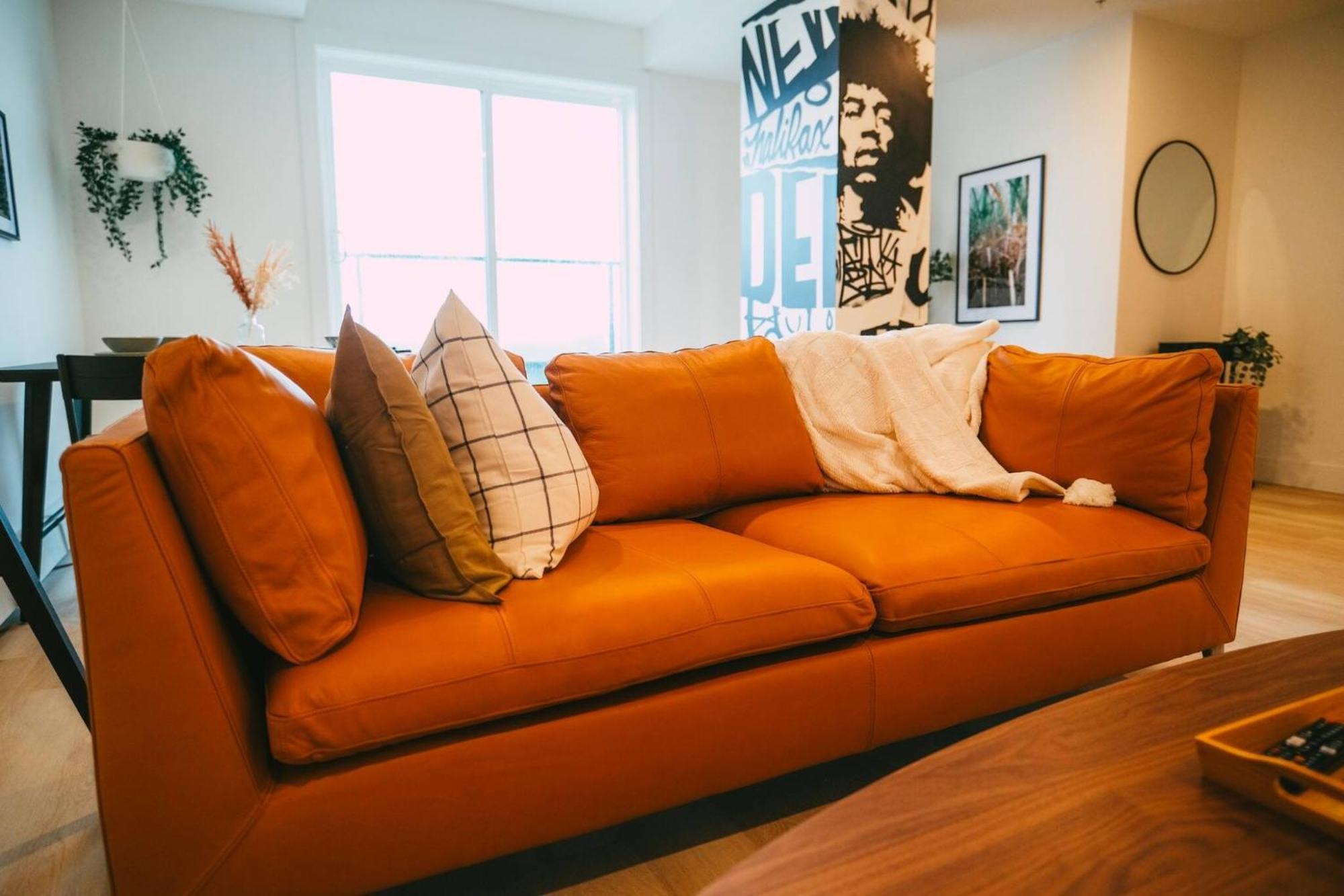 Chic Cozy Retreat - 2br - Stunning North End Views Apartment *